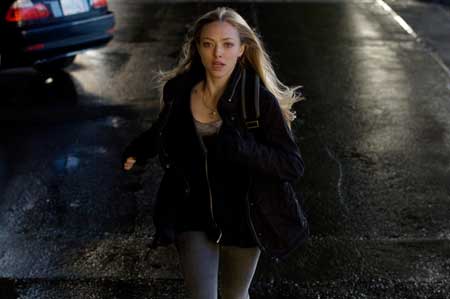 Amanda Seyfried in Gone movie clip